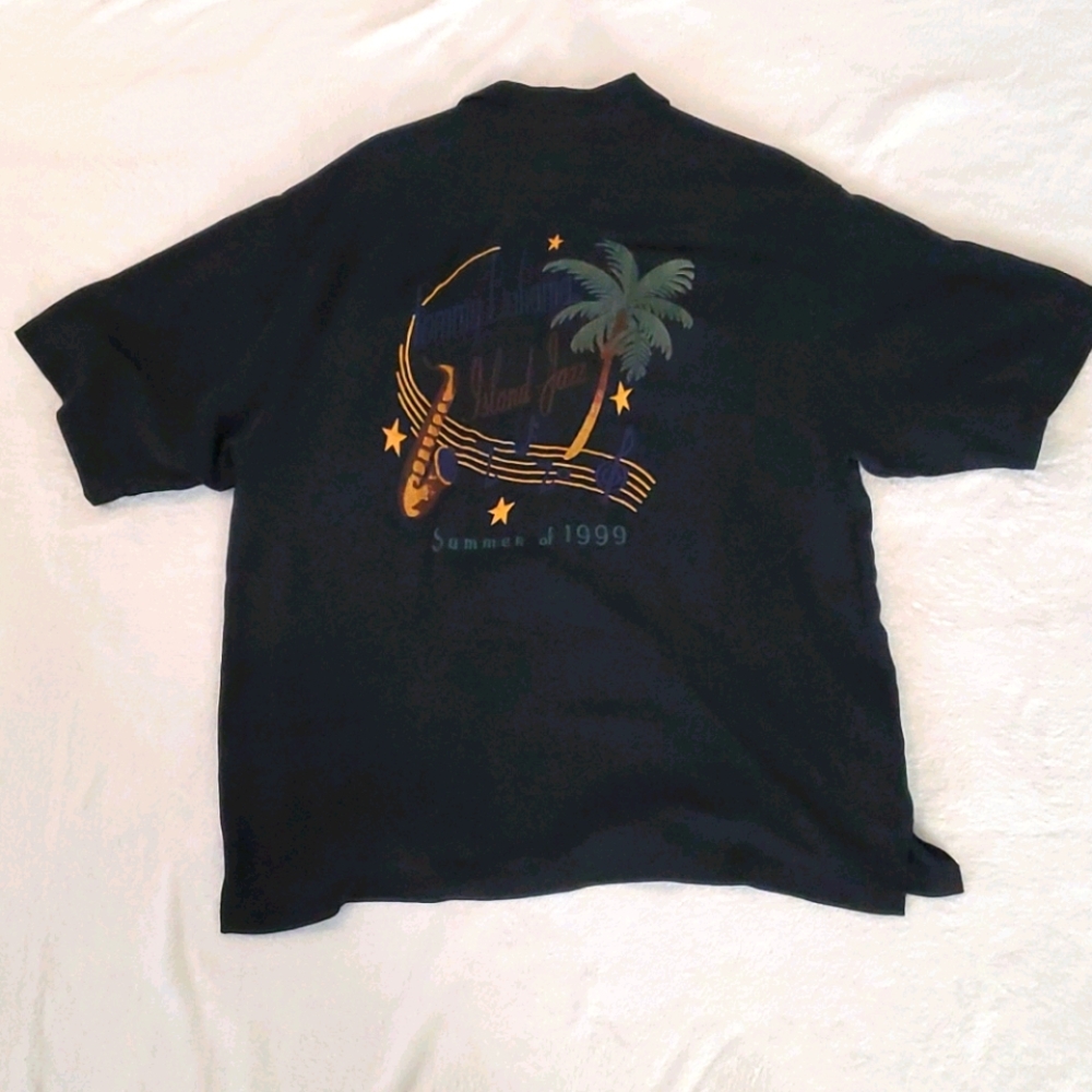 Tommy Bahama 100% silk shirt